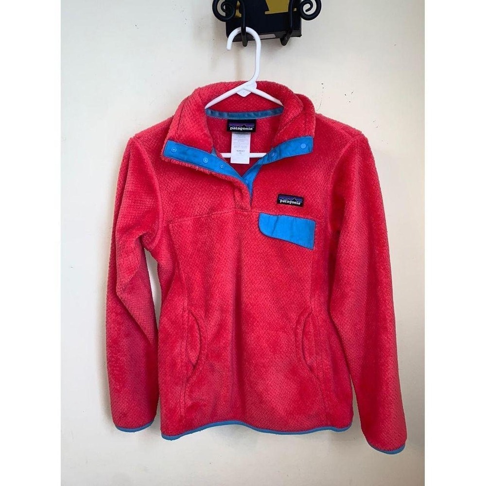 PATAGONIA womens POLARTEC Snap T Fleece Soft Plush Pullover size XS coral & blue